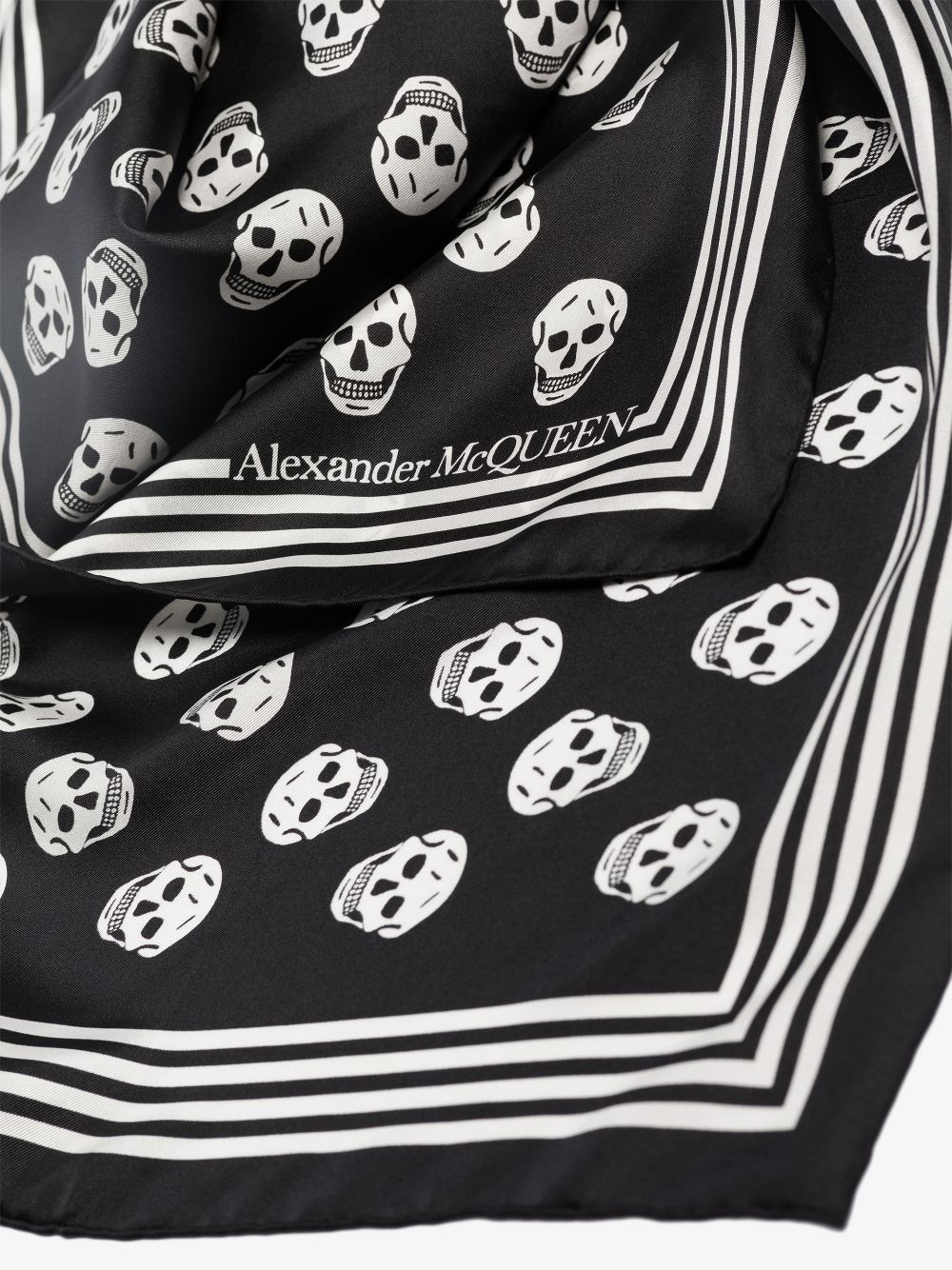 Alexander McQueen Scarfs Black Scarves Hats & Gloves Alexander Mcqueen