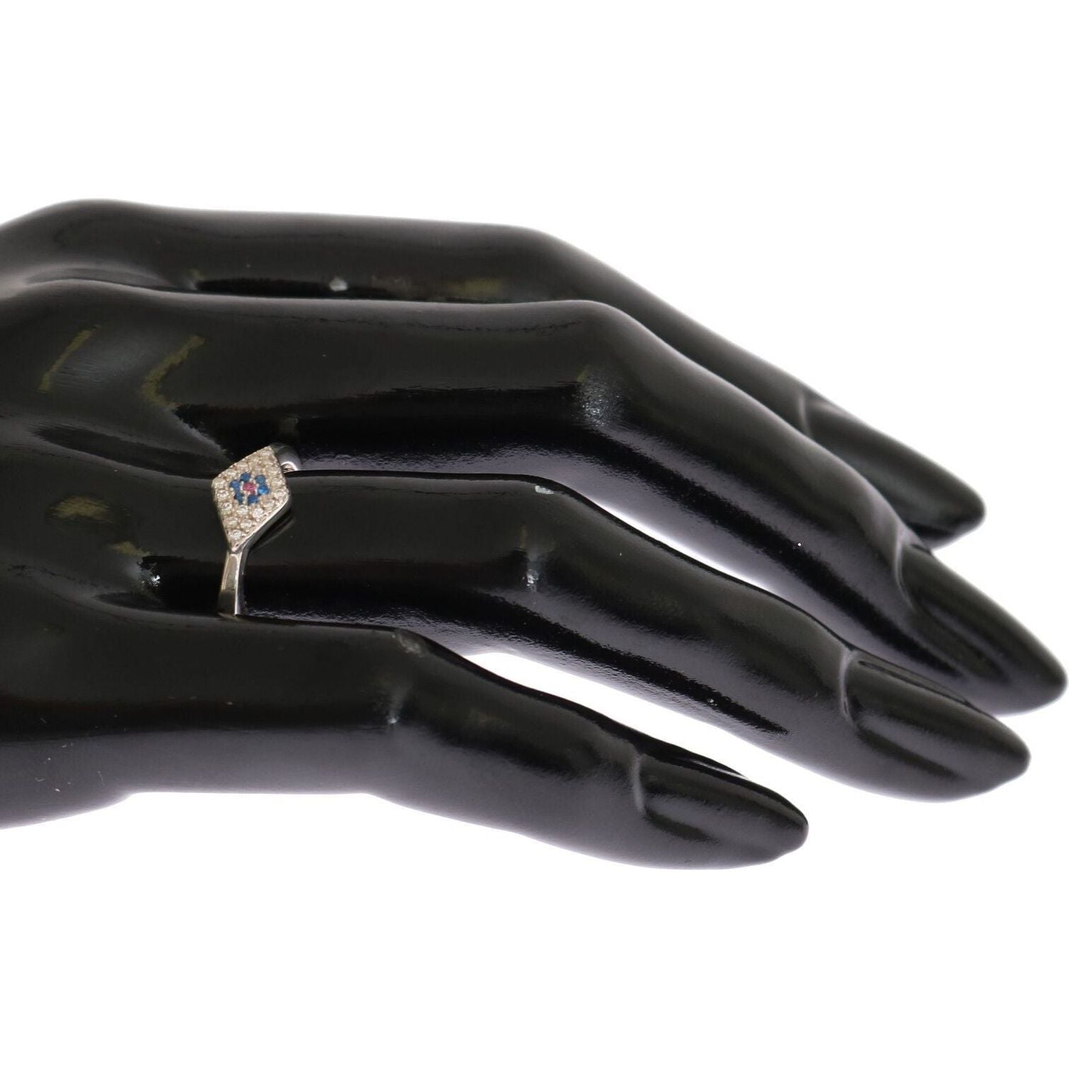 خاتم نيالايا الأنيق المصنوع من الفضة المرصع بالكريستال