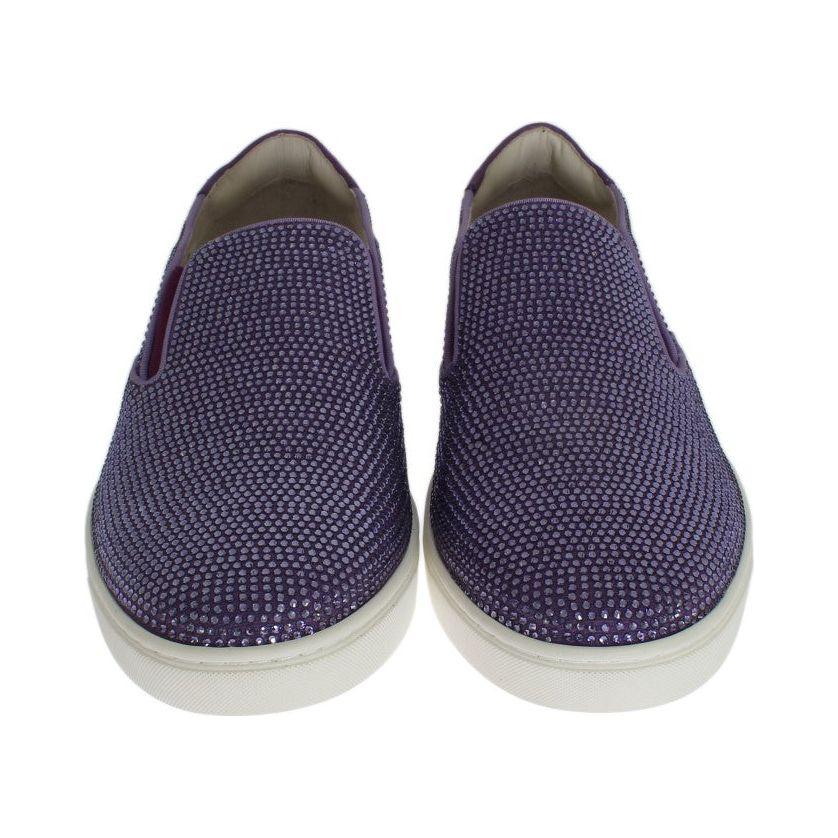 حذاء سنيكرز أنيق من دولتشي آند غابانا باللون البنفسجي المرصع بالكريستال