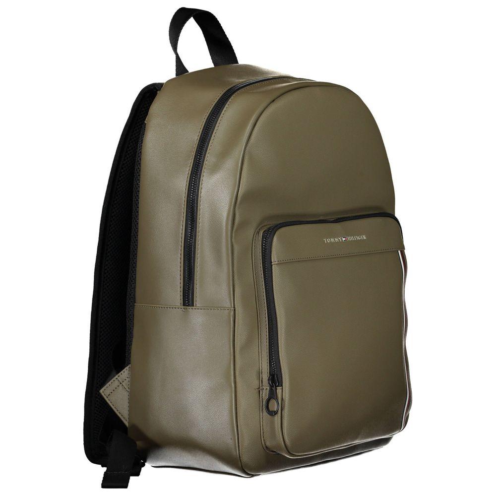 Front view with bag zipped and handles upright.