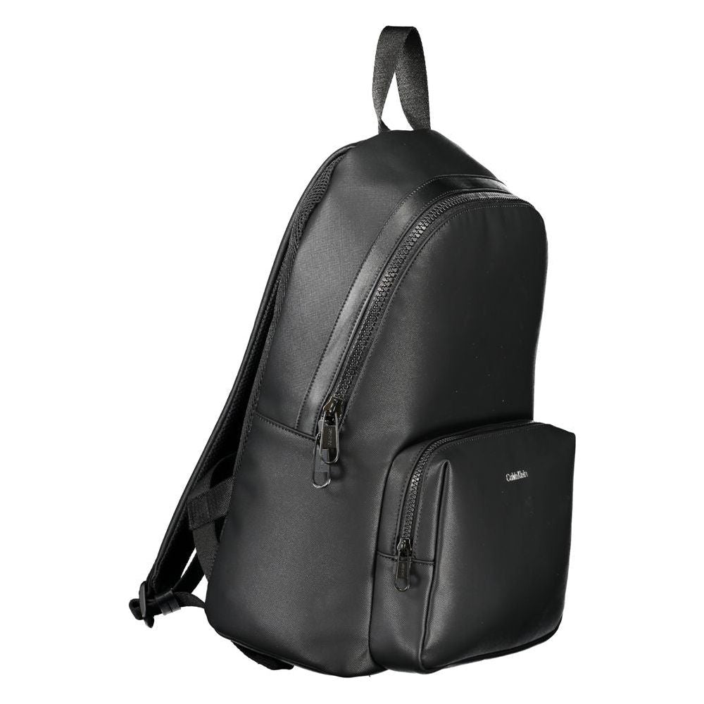 Front view with bag zipped and handles upright.