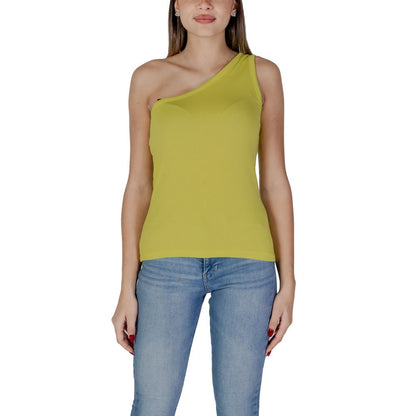 B.Young Yellow Cotton Top
